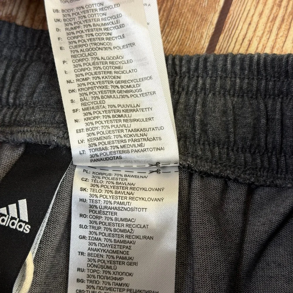 Adidas Essentials Jersey Shorts Mens Small Dark Gray Large Logo Athletic